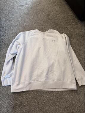 Nike Men's White Sweatshirt